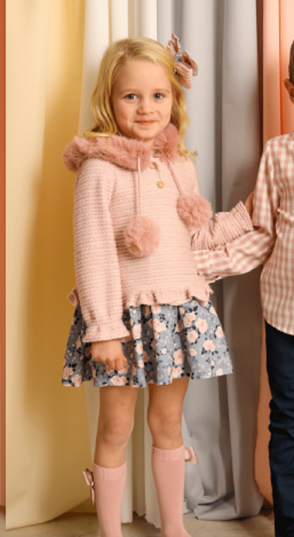 22311 VESTIDO CON CAPOTA ROSA Y FALDA ESTAMPADA