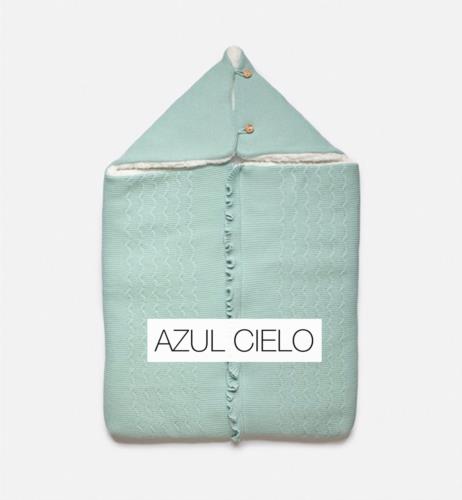 J 8006 SACO  DE PUNTO COLOR AZUL CIELO